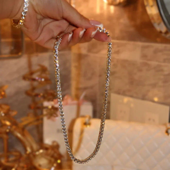 Lila Necklace